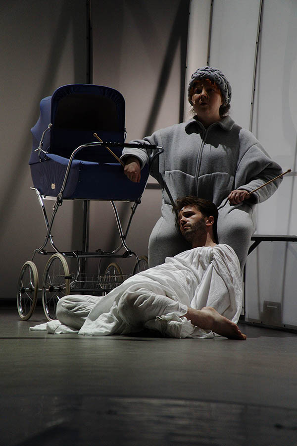 Medea Outlander